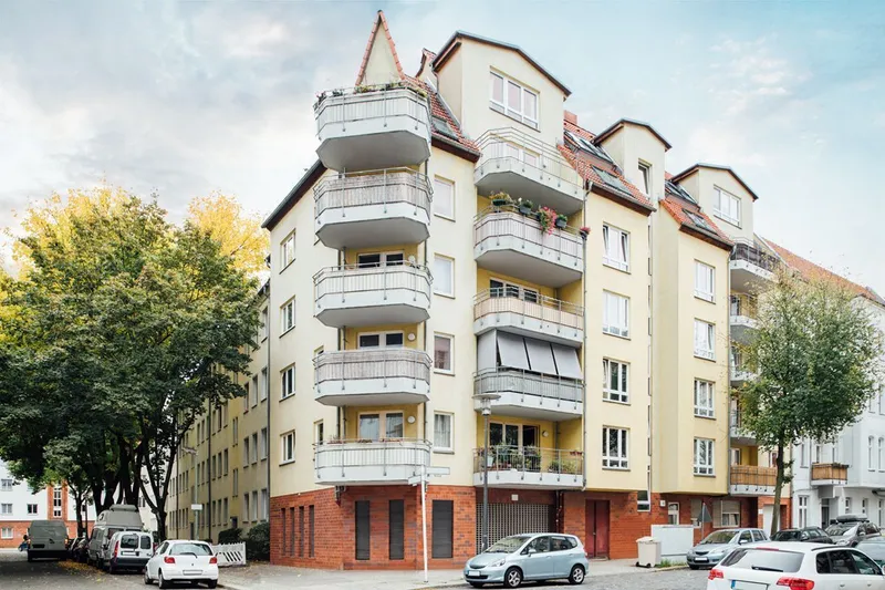 2-Zimmer-Wohnung mit Balkon im Weitlingkiez! — photo 1